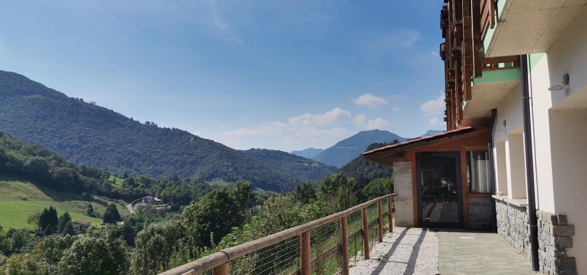 Agriturismo Green Valley Villa Cene Bagian luar foto